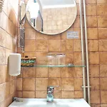 Domus Pensión *